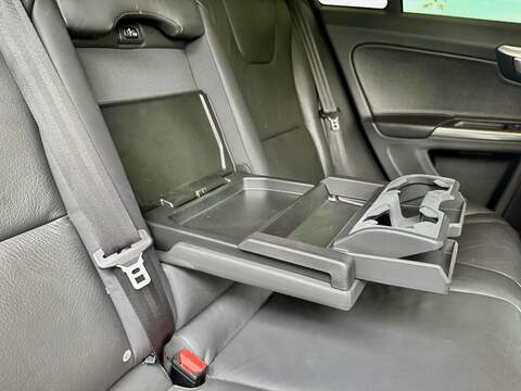 Volvo V60 3.0 T6 SE Lux Estate 5dr Petrol Geartronic AWD Euro 5 (304 ps) - U2106