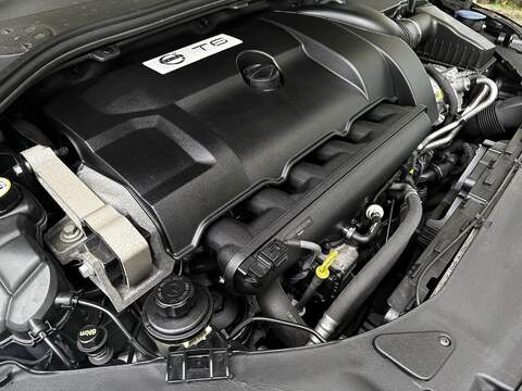 Volvo V60 3.0 T6 SE Lux Estate 5dr Petrol Geartronic AWD Euro 5 (304 ps) - U2106
