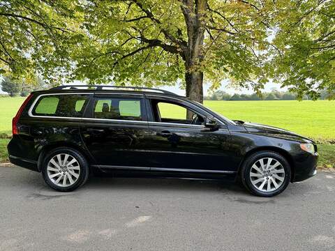 Volvo V70 T5 Se Lux Estate 2.0 Automatic Petrol - U2123
