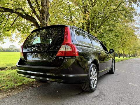 Volvo V70 T5 Se Lux Estate 2.0 Automatic Petrol - U2123