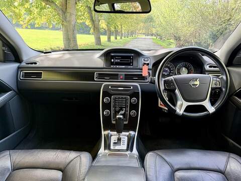 Volvo V70 T5 Se Lux Estate 2.0 Automatic Petrol - U2123