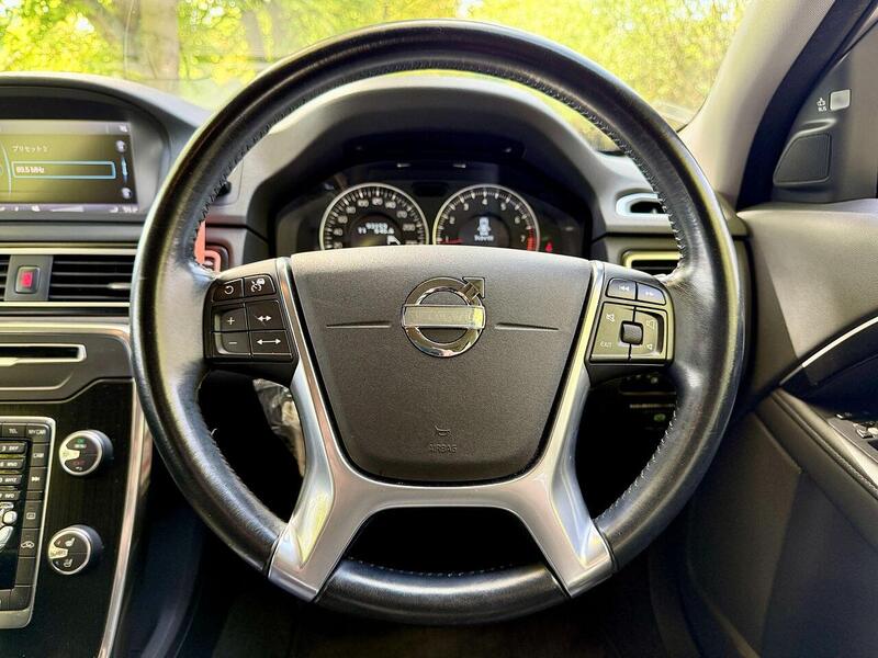 Volvo V70 T5 Se Lux Estate 2.0 Automatic Petrol - U2123