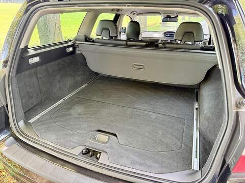 Volvo V70 T5 Se Lux Estate 2.0 Automatic Petrol - U2123