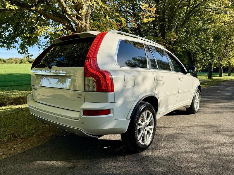 Volvo XC90 3.2 SE (Premium Pack) SUV 5dr Petrol Geartronic AWD (289 g/km, 235 bhp) - U2127