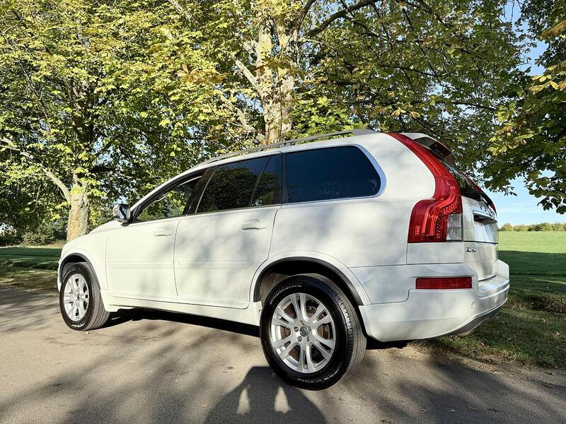 Volvo XC90 3.2 SE (Premium Pack) SUV 5dr Petrol Geartronic AWD (289 g/km, 235 bhp) - U2127