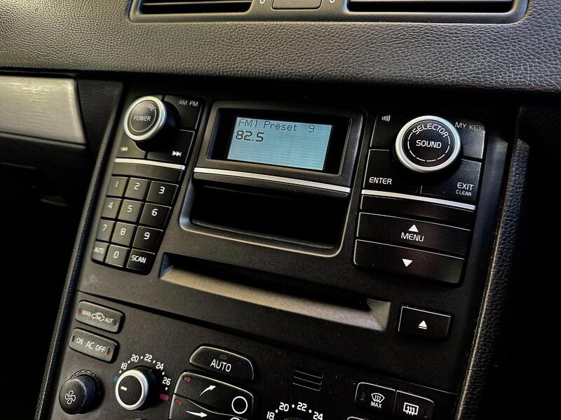 Volvo XC90 3.2 SE (Premium Pack) SUV 5dr Petrol Geartronic AWD (289 g/km, 235 bhp) - U2127