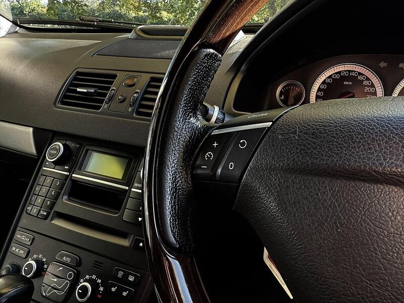 Volvo XC90 3.2 SE (Premium Pack) SUV 5dr Petrol Geartronic AWD (289 g/km, 235 bhp) - U2127