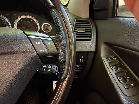 Volvo XC90 3.2 SE (Premium Pack) SUV 5dr Petrol Geartronic AWD (289 g/km, 235 bhp) - U2127