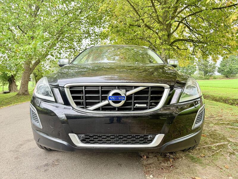 Volvo Xc60 T6 R-Design Nav Awd 3.0 5dr Estate Automatic Petrol - U2128