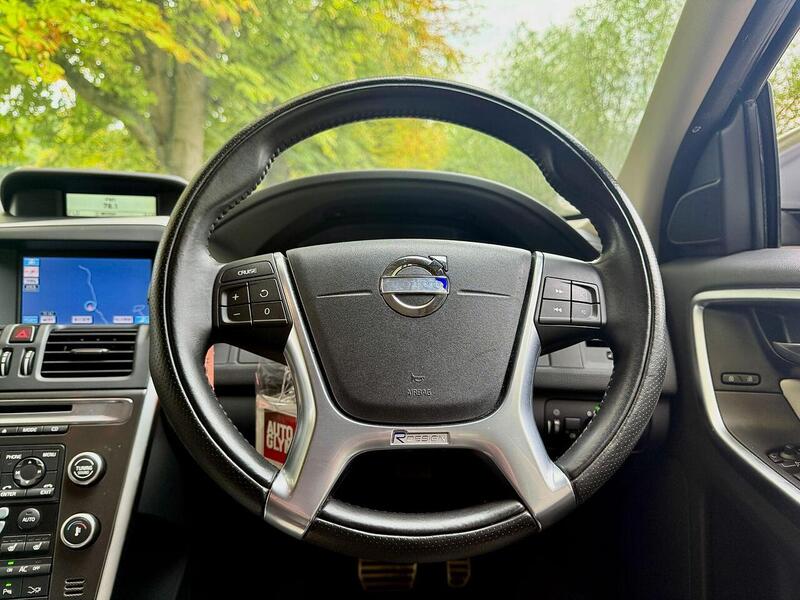 Volvo Xc60 T6 R-Design Nav Awd 3.0 5dr Estate Automatic Petrol - U2128