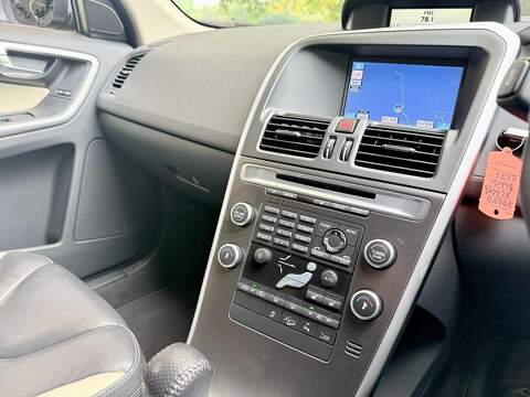Volvo Xc60 T6 R-Design Nav Awd 3.0 5dr Estate Automatic Petrol - U2128