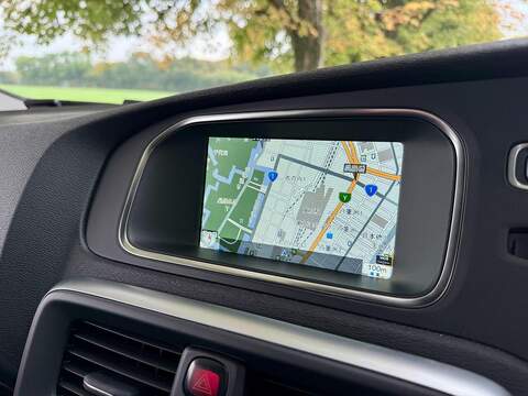 Volvo V40 T3 Se Hatchback 1.5 Auto Petrol - U2129