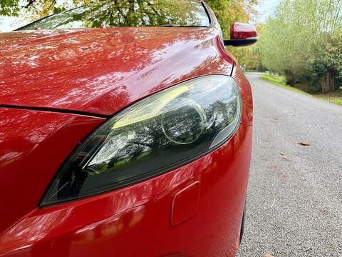 Volvo V40 T3 Se Hatchback 1.5 Auto Petrol - U2129