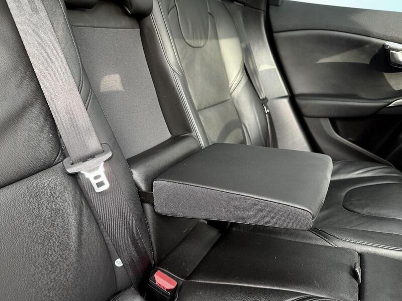 Volvo V40 1.6 T4 R-Design Lux Nav Hatchback 5dr Petrol Powershift Euro 5 (s/s) (180 ps) - U2130