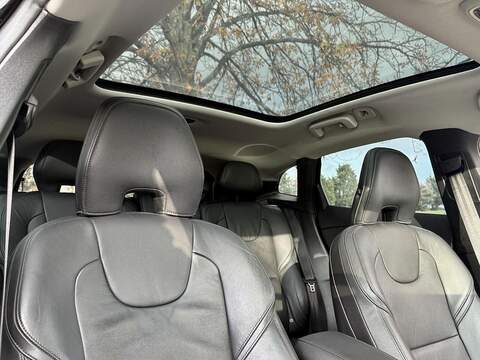 Volvo V40 1.6 T4 R-Design Lux Nav Hatchback 5dr Petrol Powershift Euro 5 (s/s) (180 ps) - U2130