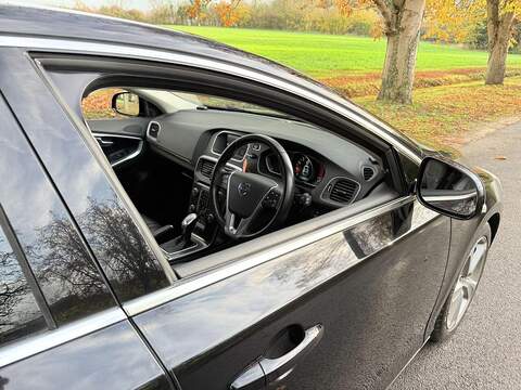 Volvo V40 1.6 T4 R-Design Lux Nav Hatchback 5dr Petrol Powershift Euro 5 (s/s) (180 ps) - U2130