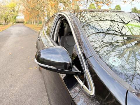 Volvo V40 1.6 T4 R-Design Lux Nav Hatchback 5dr Petrol Powershift Euro 5 (s/s) (180 ps) - U2130