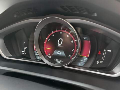 Volvo V40 1.6 T4 R-Design Lux Nav Hatchback 5dr Petrol Powershift Euro 5 (s/s) (180 ps) - U2130