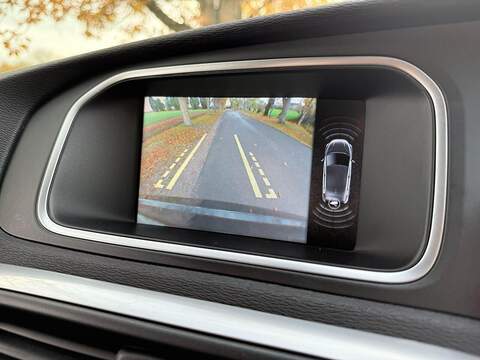 Volvo V40 1.6 T4 R-Design Lux Nav Hatchback 5dr Petrol Powershift Euro 5 (s/s) (180 ps) - U2130