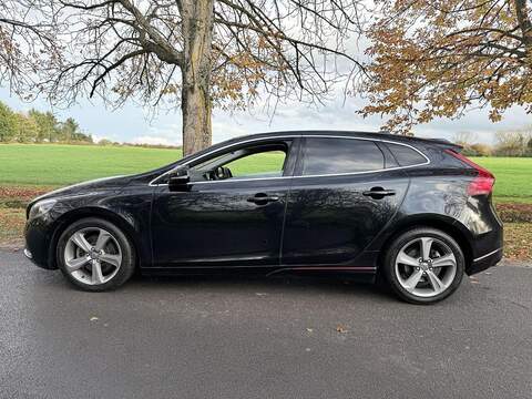 Volvo V40 1.6 T4 R-Design Lux Nav Hatchback 5dr Petrol Powershift Euro 5 (s/s) (180 ps) - U2130