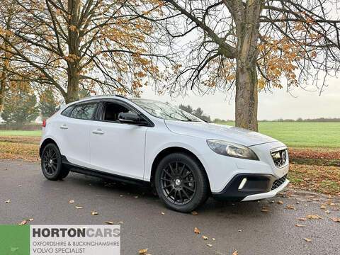 Volvo V40 Cross Country T5 Cross Country Lux Nav Awd Hatchback 2.0 Automatic Petrol 2.0 5dr Hatchback Automatic Petrol