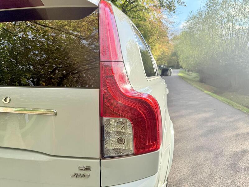 Volvo XC90 3.2 R-Design (Premium Pack) SUV 5dr Petrol Geartronic AWD (289 g/km, 235 bhp) - U2132
