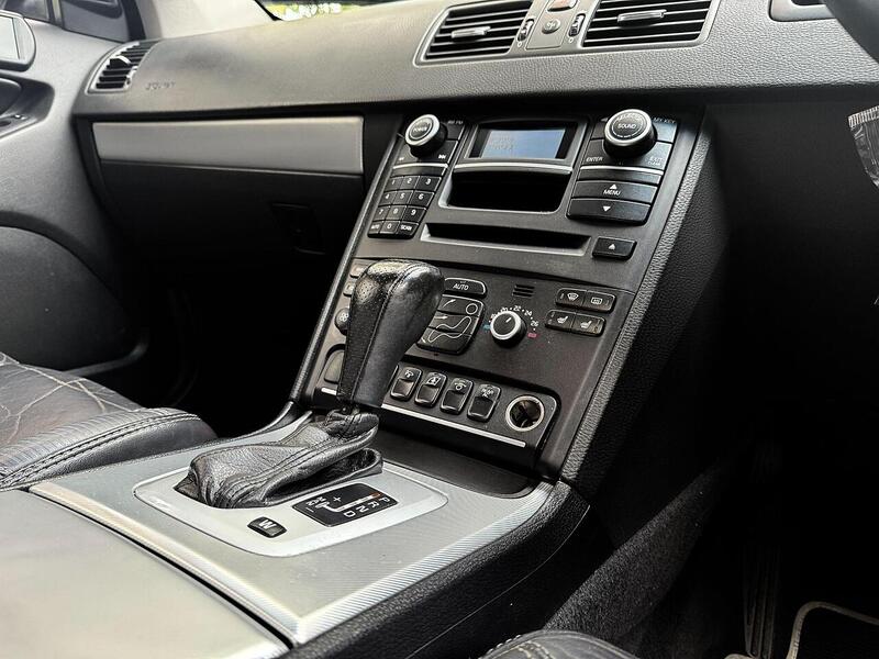 Volvo XC90 3.2 R-Design (Premium Pack) SUV 5dr Petrol Geartronic AWD (289 g/km, 235 bhp) - U2132