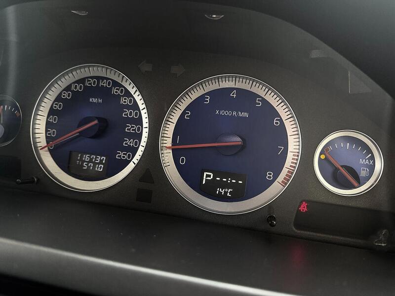 Volvo XC90 3.2 R-Design (Premium Pack) SUV 5dr Petrol Geartronic AWD (289 g/km, 235 bhp) - U2132