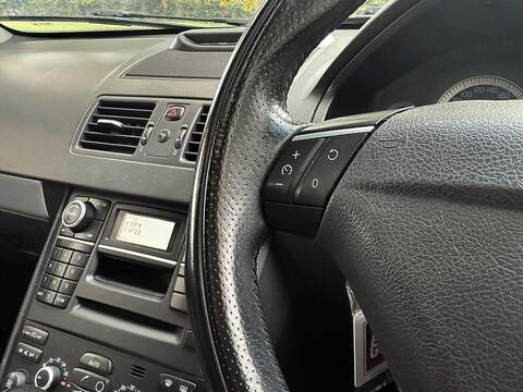 Volvo XC90 3.2 R-Design (Premium Pack) SUV 5dr Petrol Geartronic AWD (289 g/km, 235 bhp) - U2132
