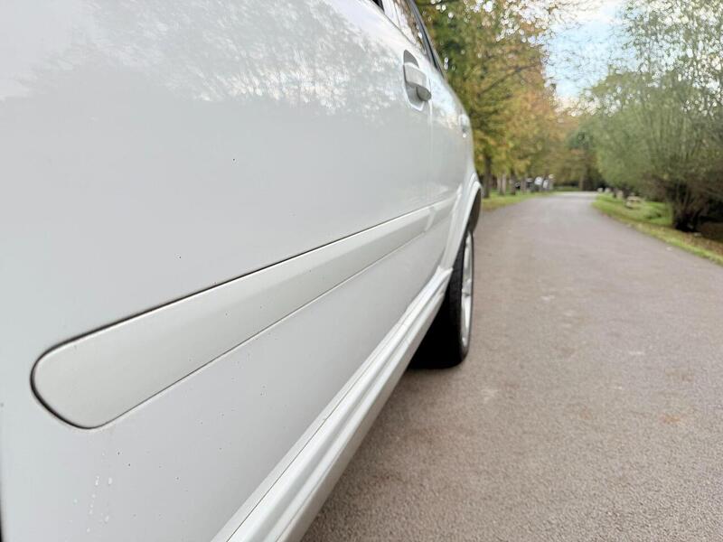Volvo XC90 3.2 R-Design (Premium Pack) SUV 5dr Petrol Geartronic AWD (289 g/km, 235 bhp) - U2132