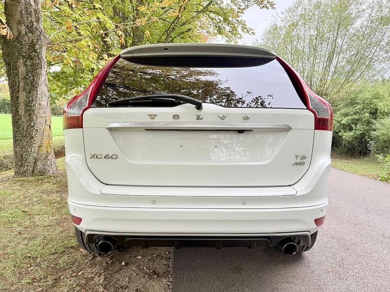 Volvo XC60 3.0 T6 R-Design Lux Nav SUV 5dr Petrol Geartronic AWD Euro 5 (304 ps) - U2133