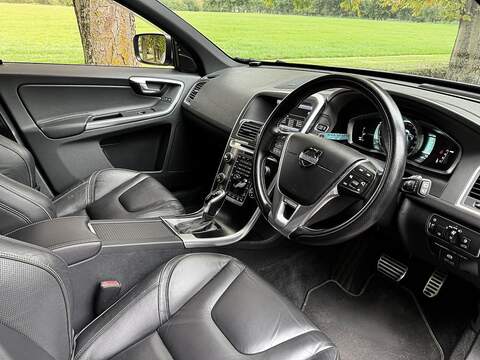 Volvo XC60 3.0 T6 R-Design Lux Nav SUV 5dr Petrol Geartronic AWD Euro 5 (304 ps) - U2133