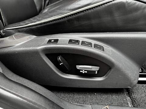 Volvo XC60 3.0 T6 R-Design Lux Nav SUV 5dr Petrol Geartronic AWD Euro 5 (304 ps) - U2133