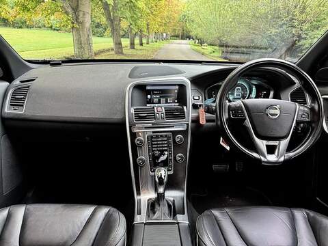 Volvo XC60 3.0 T6 R-Design Lux Nav SUV 5dr Petrol Geartronic AWD Euro 5 (304 ps) - U2133