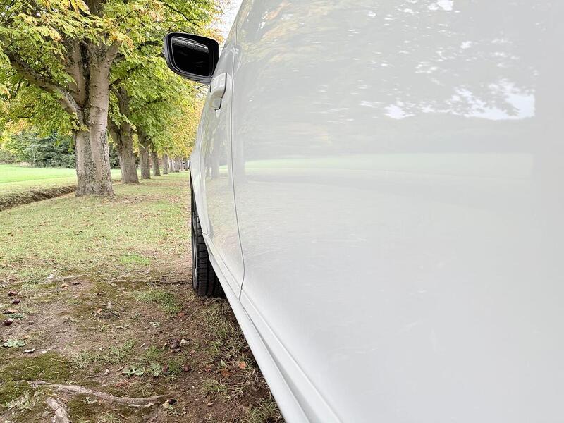 Volvo XC60 3.0 T6 R-Design Lux Nav SUV 5dr Petrol Geartronic AWD Euro 5 (304 ps) - U2133