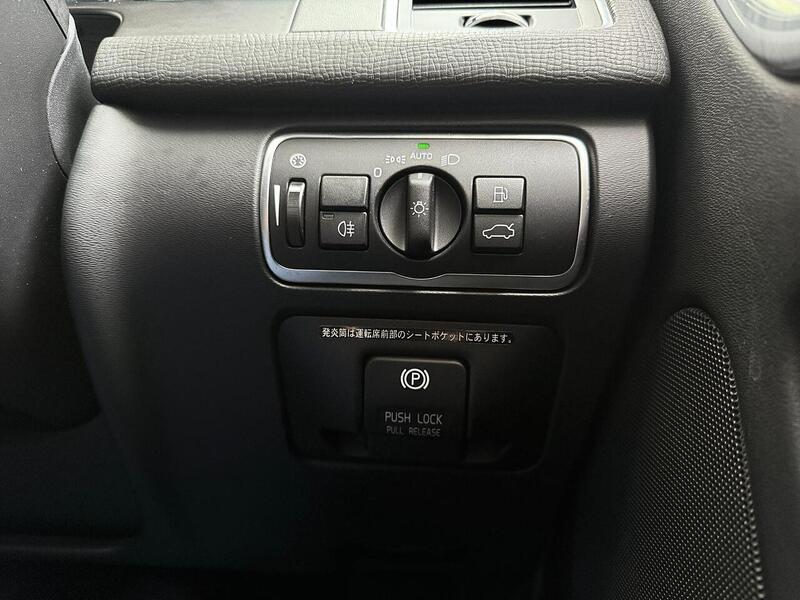 Volvo XC60 3.0 T6 R-Design Lux Nav SUV 5dr Petrol Geartronic AWD Euro 5 (304 ps) - U2133