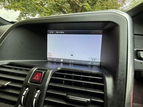 Volvo XC60 3.0 T6 R-Design Lux Nav SUV 5dr Petrol Geartronic AWD Euro 5 (304 ps) - U2133