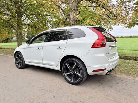 Volvo XC60 3.0 T6 R-Design Lux Nav SUV 5dr Petrol Geartronic AWD Euro 5 (304 ps) - U2133