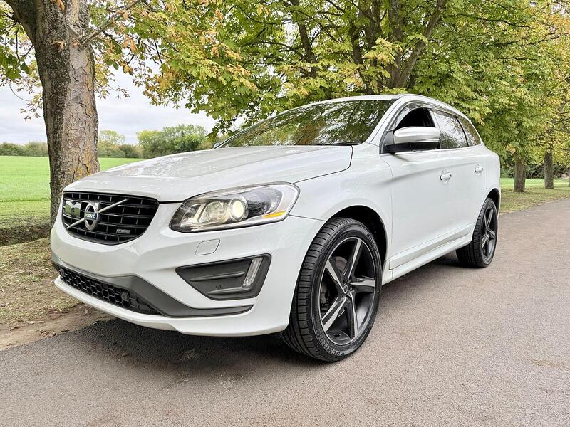 Volvo XC60 3.0 T6 R-Design Lux Nav SUV 5dr Petrol Geartronic AWD Euro 5 (304 ps) - U2133