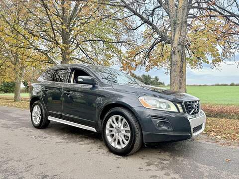 Volvo XC60 3.0 TDI V6 Black Edition Sportback 5dr Diesel S Tronic quattro Euro 5 (s/s) (245 ps)