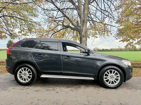 Volvo XC60 3.0 T6 SE Lux SUV 5dr Petrol Geartronic AWD Euro 5 (285 ps) - U2134