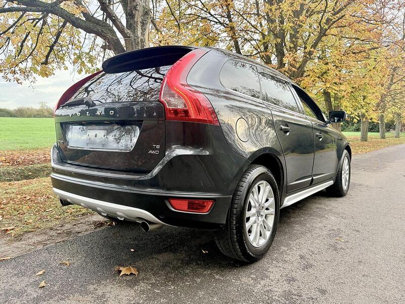 Volvo XC60 3.0 T6 SE Lux SUV 5dr Petrol Geartronic AWD Euro 5 (285 ps) - U2134