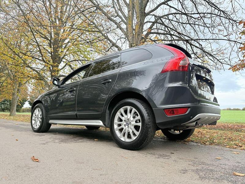Volvo XC60 3.0 T6 SE Lux SUV 5dr Petrol Geartronic AWD Euro 5 (285 ps) - U2134