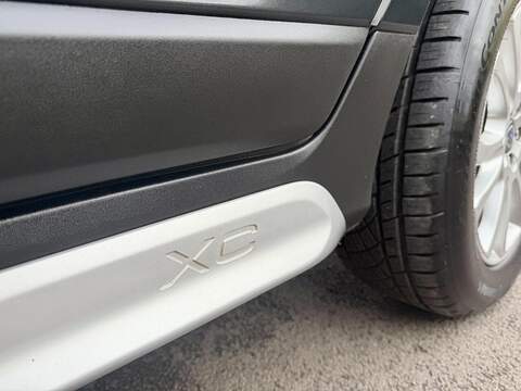 Volvo XC60 3.0 T6 SE Lux SUV 5dr Petrol Geartronic AWD Euro 5 (285 ps) - U2134