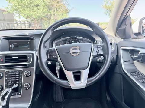 Volvo V60 T4 Se Lux 1.6 Estate Automatic Petrol - U2137