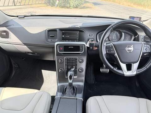 Volvo V60 T4 Se Lux 1.6 Estate Automatic Petrol - U2137