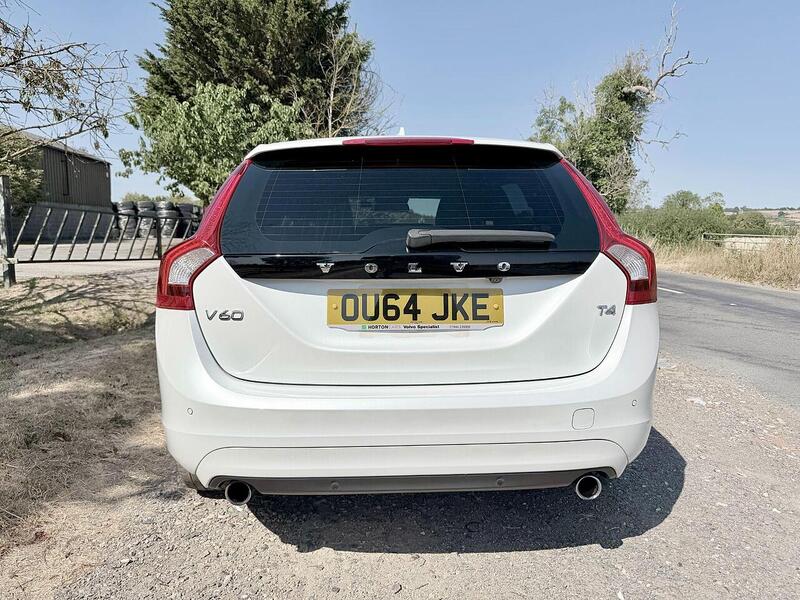 Volvo V60 T4 Se Lux 1.6 Estate Automatic Petrol - U2137