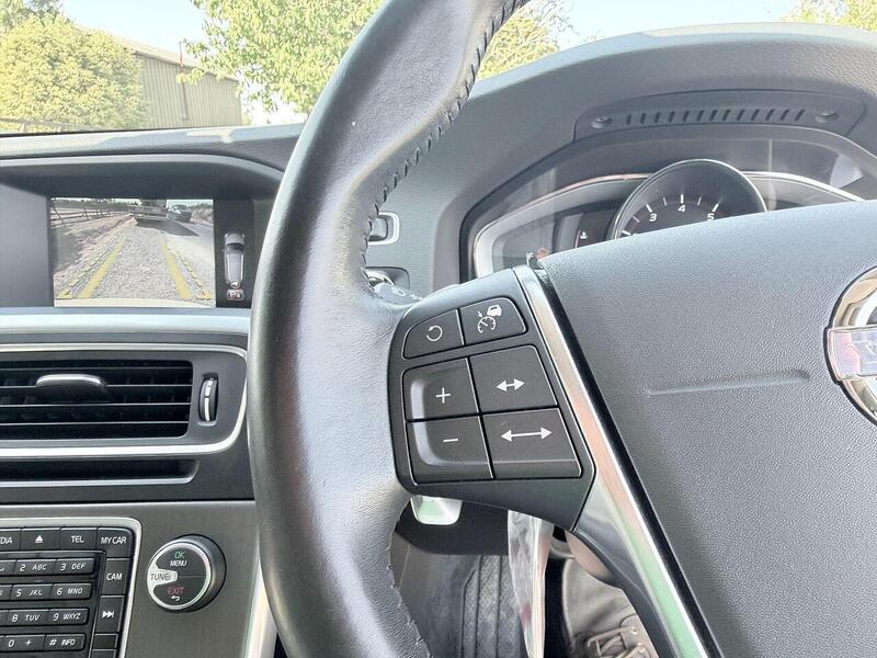 Volvo V60 T4 Se Lux 1.6 Estate Automatic Petrol - U2137