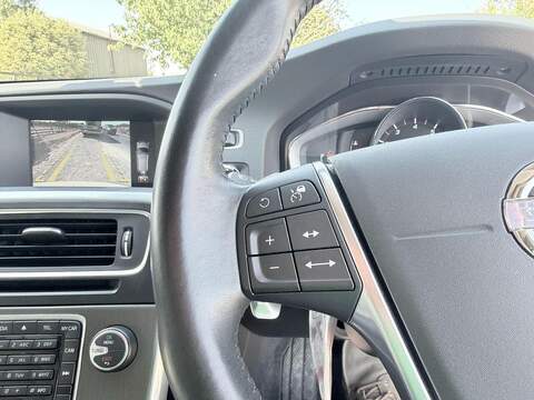 Volvo V60 T4 Se Lux 1.6 Estate Automatic Petrol - U2137