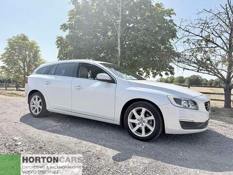Volvo V60 T5 Cross Country Awd 2.0 5dr Estate Automatic Petrol